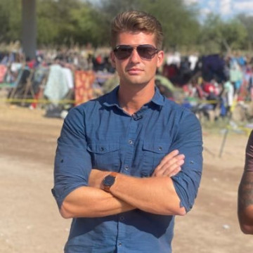 how tall is bill melugin